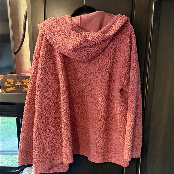 Flirtitude Active Pink Sherpa Jacket - Picture 3 of 3